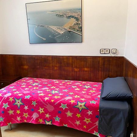 Habitacion Con Bano Privado Bilbao Eksteriør billede