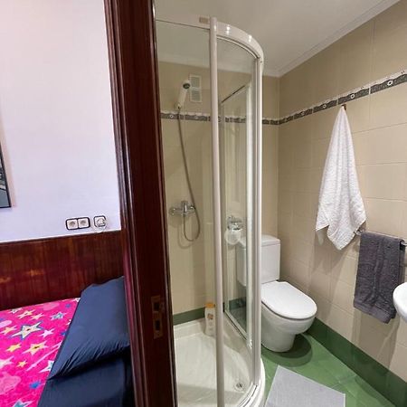 Habitacion Con Bano Privado Bilbao Eksteriør billede
