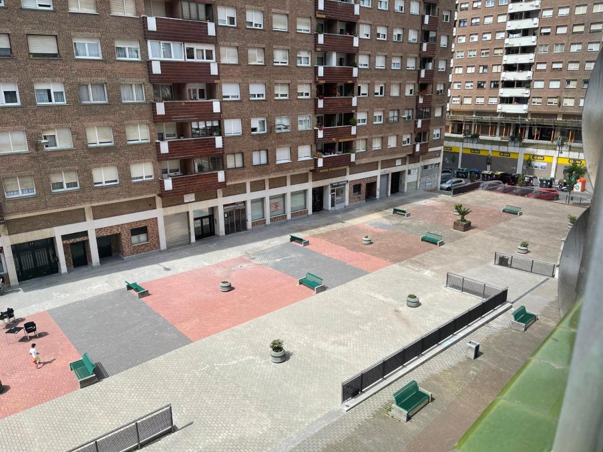 Habitacion Con Bano Privado Bilbao Eksteriør billede